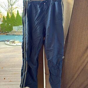 Men’s  medium blue work out pants